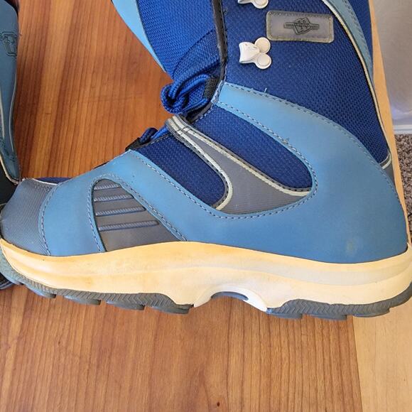 Morrow Women’s Snowboard Boots Size 8 – Blue Two Tone – Lace-Up – Used Condition - Picture 10 of 15